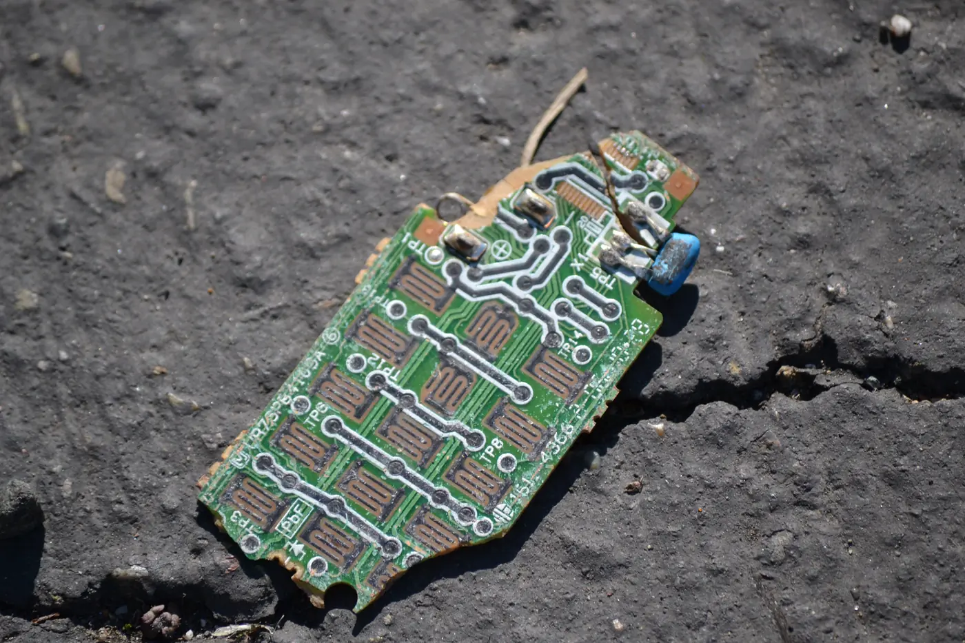 Electronic Waste: What Valuable Metals Are in Discarded Devices?